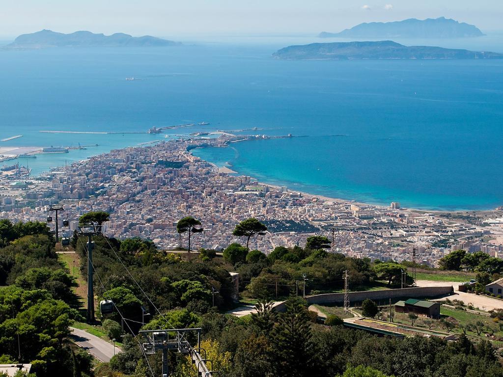 Orlando Vacanze Camere Erice Exterior foto