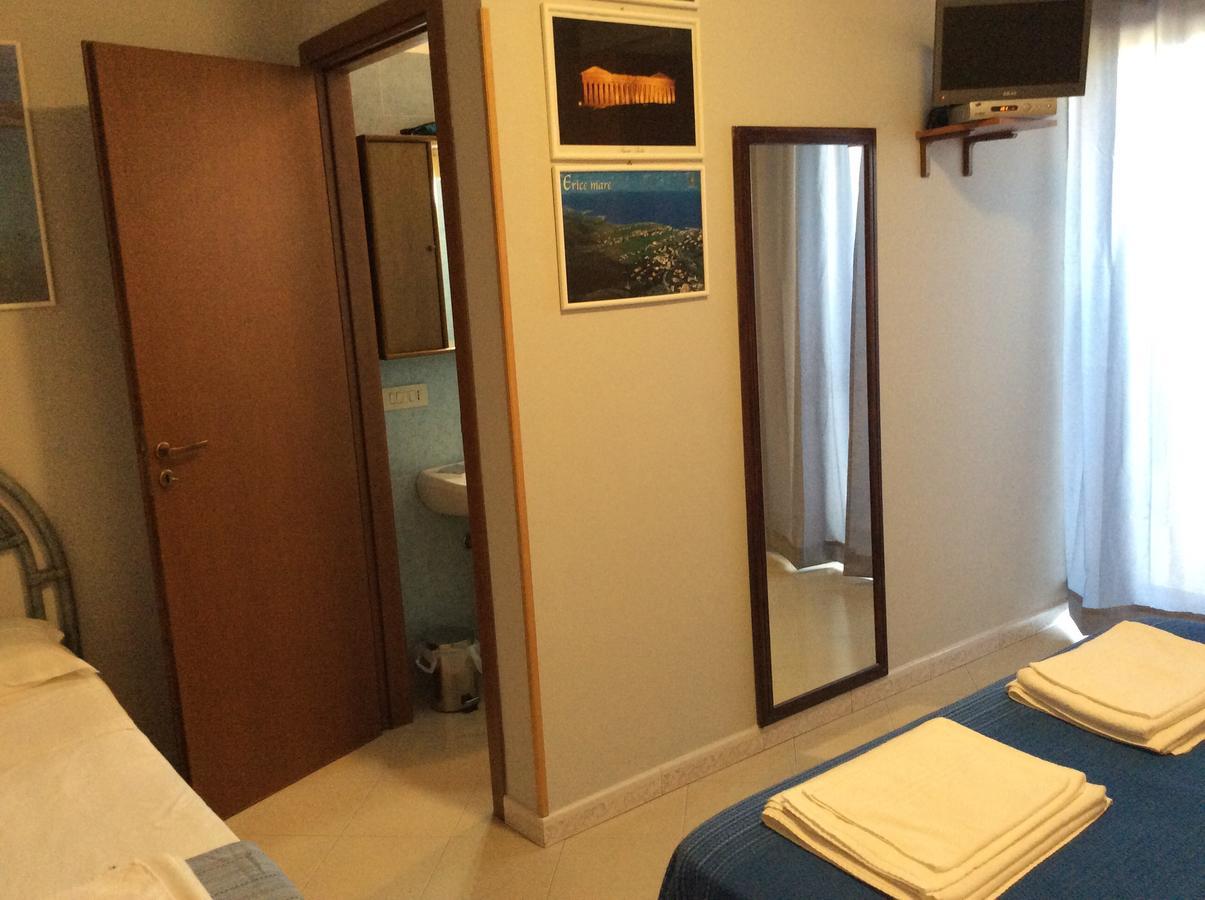 Orlando Vacanze Camere Erice Exterior foto
